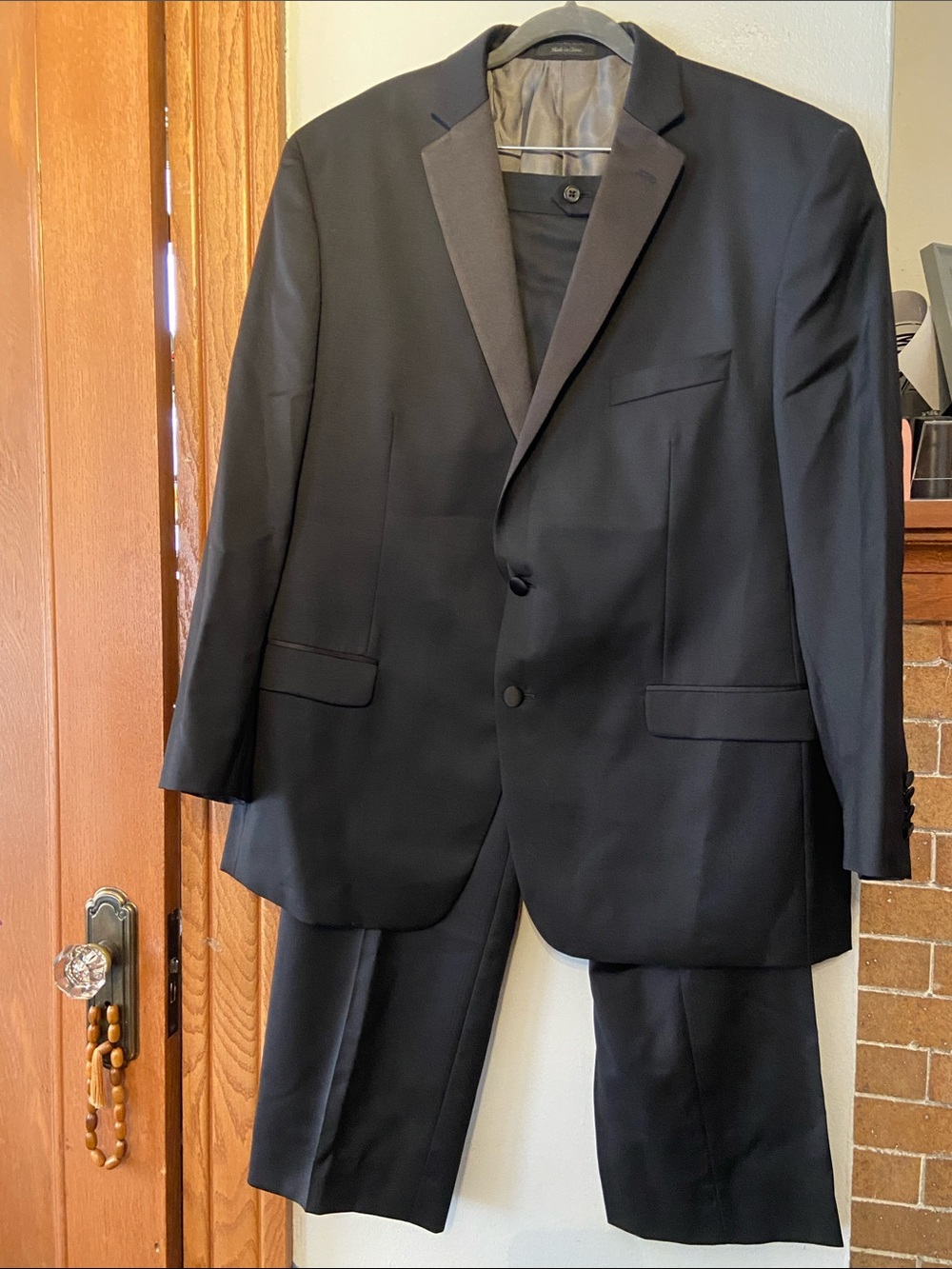 Calvin Klein Men's Black Tuxedo. Jacket 48r, pants 43r 29.5 inseam. Worn once